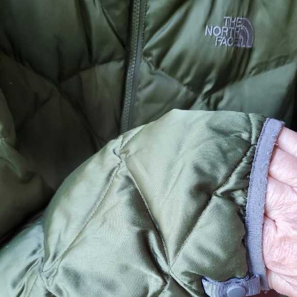 The North Face Aconcagua Olive Green 550 Fill Puffer Jacket - Picture 8 of 11